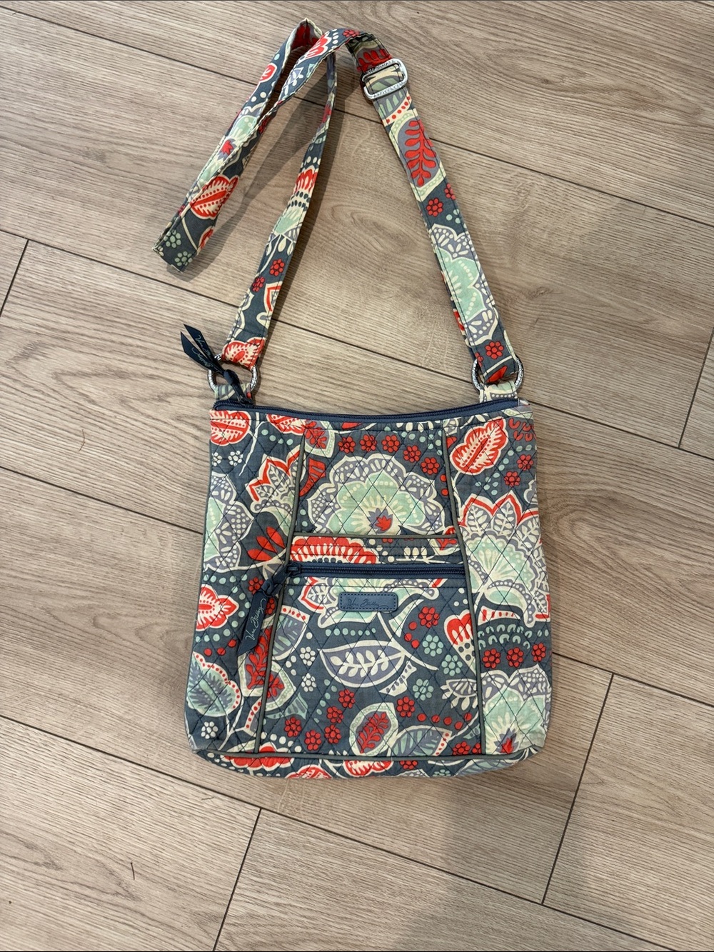 Vera Bradley Quilted Floral Crossbody Bag Retired 2016 "Nomadic Floral" Pattern